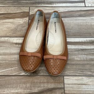 Women's Tan Ballet Flats